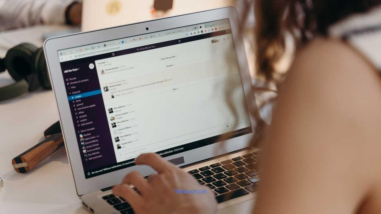 How To Effectively Send A Correction Email